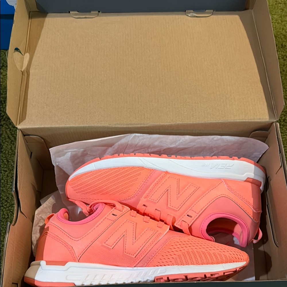 New Balance Pink Sneakers Lightweight Mesh Design